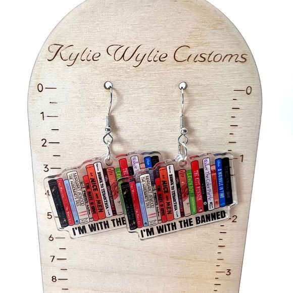 Banned Book Earrings - Librarian Earrings - Teacher Earrings - Book Worm Earring - Picture 9 of 9